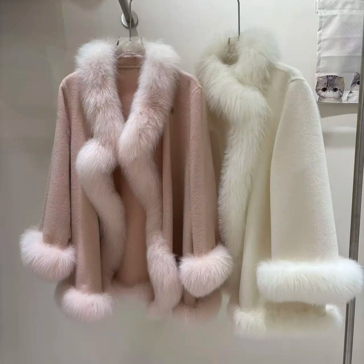 Winter Double-Faced Cashmere Coat in Short Style With Fox Fur Collar and Woolen Fabric for Women