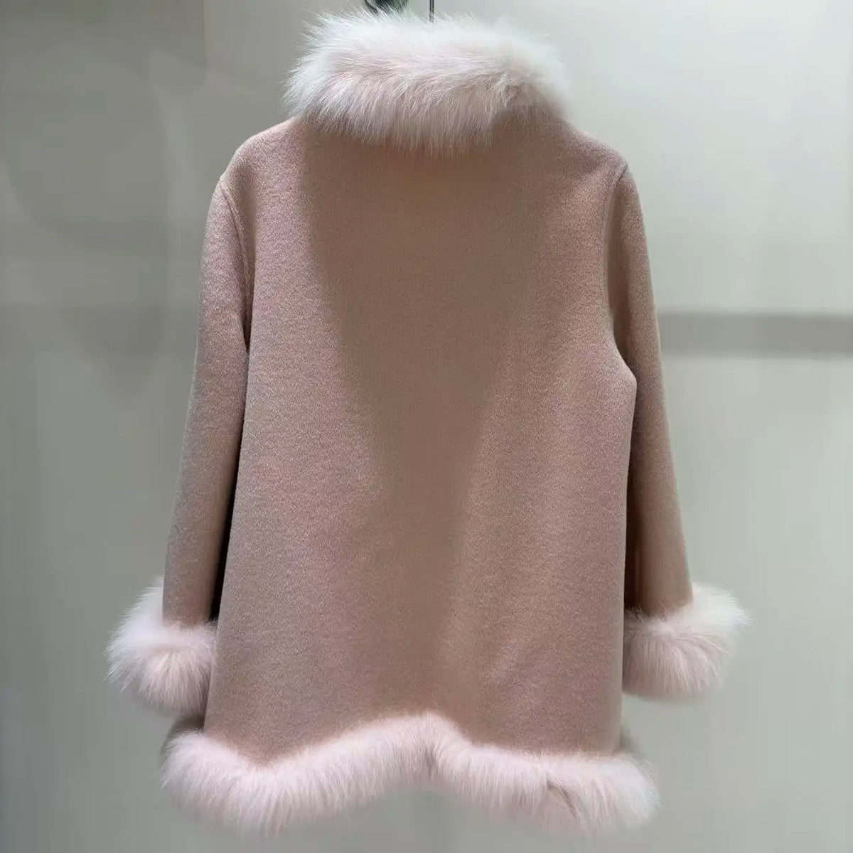 Winter Double-Faced Cashmere Coat in Short Style With Fox Fur Collar and Woolen Fabric for Women