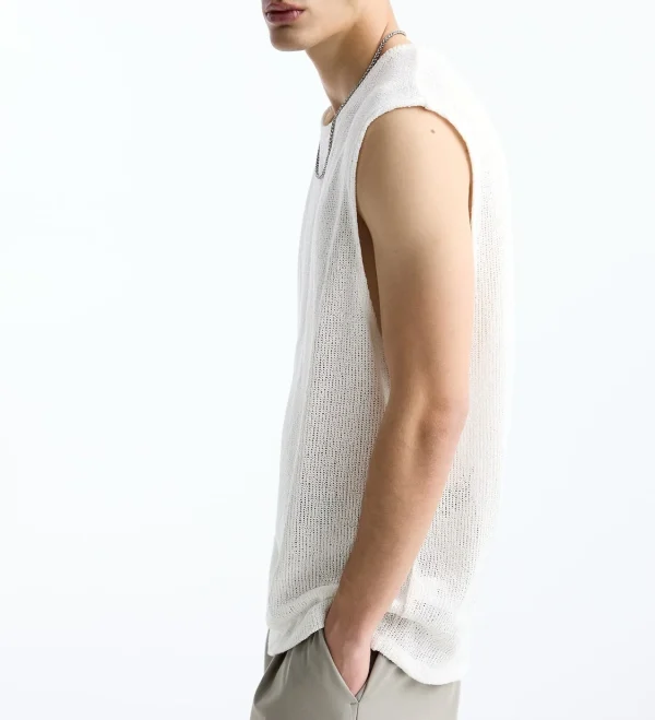 2025 New Style Summer Loose Breathable Solid Color Sleeveless Crew Neck Knit Men's Casual Knit Shirt - Image 3